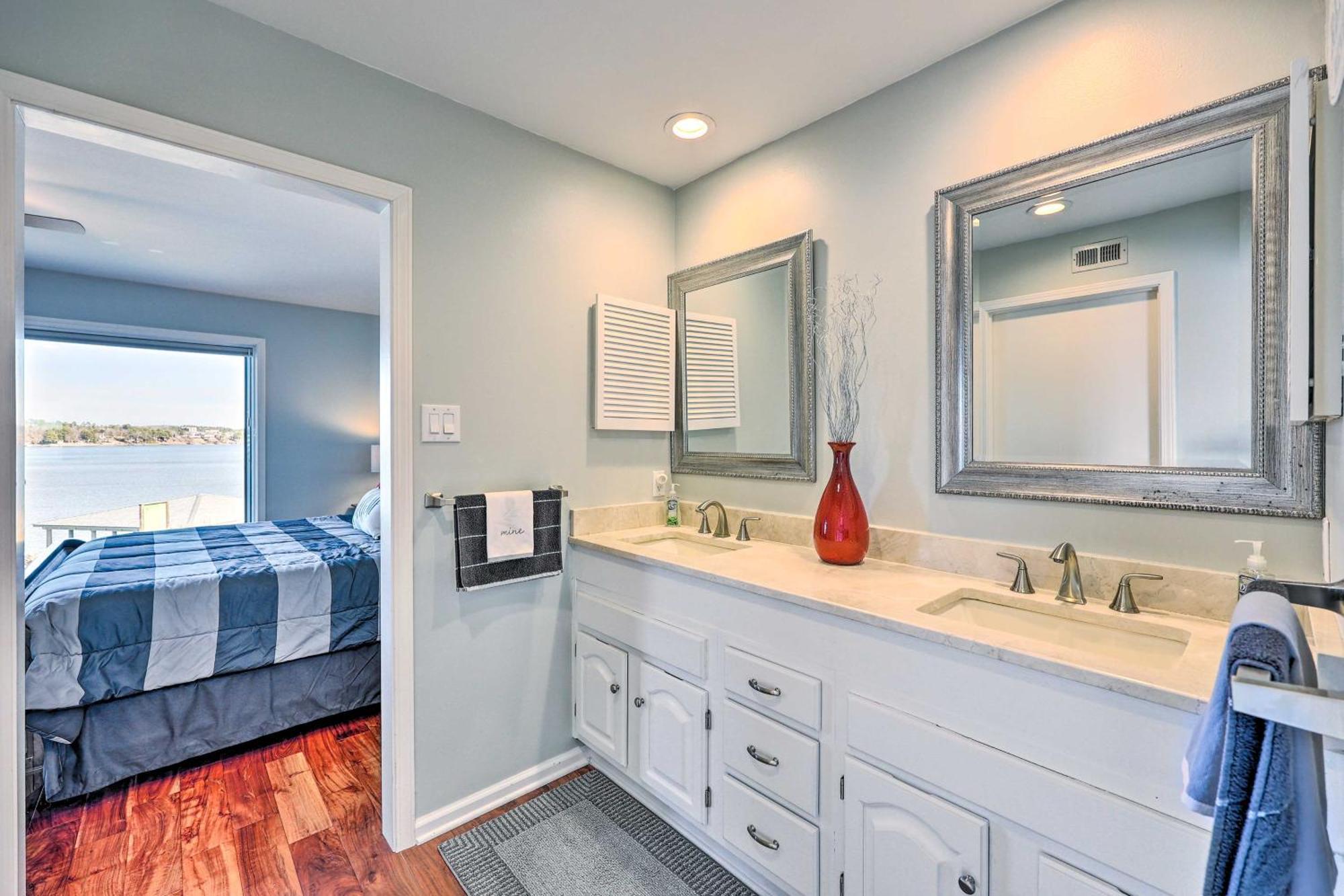 Waterfront Hot Springs Condo With Pool Access! Bagian luar foto