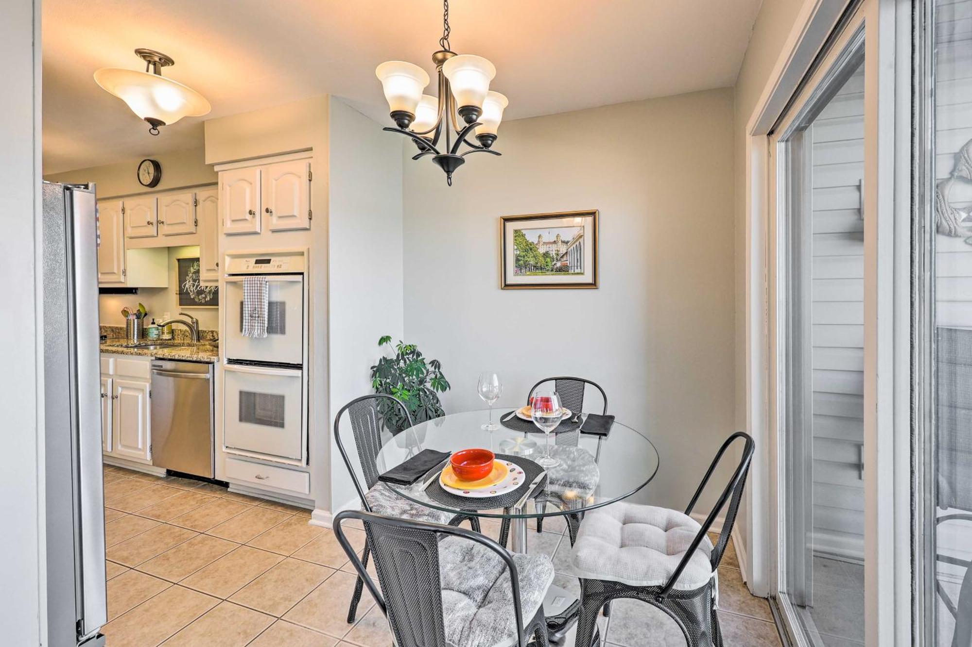 Waterfront Hot Springs Condo With Pool Access! Bagian luar foto