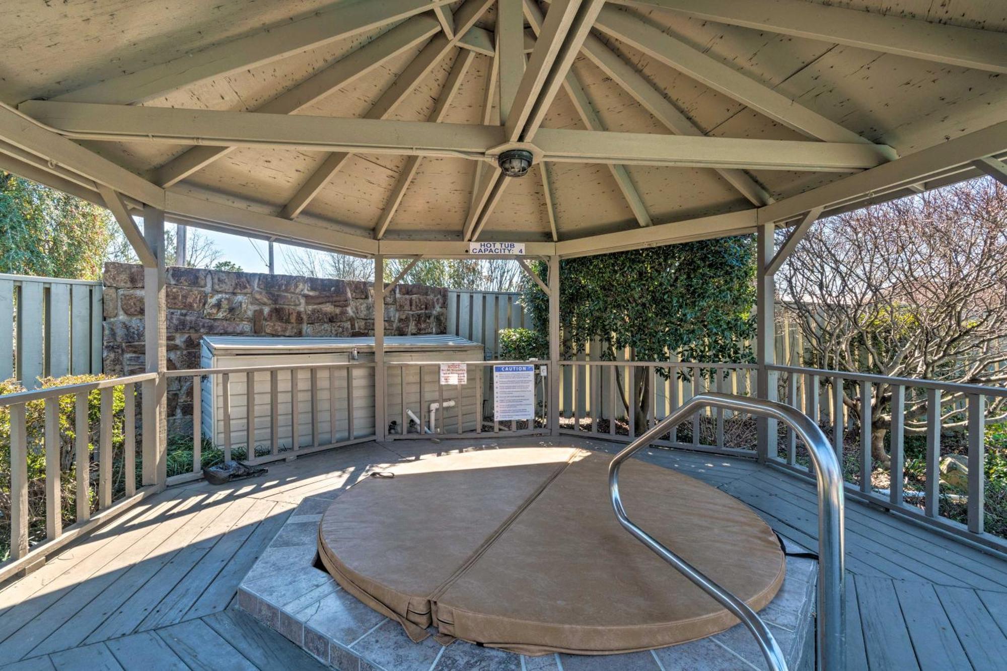 Waterfront Hot Springs Condo With Pool Access! Bagian luar foto